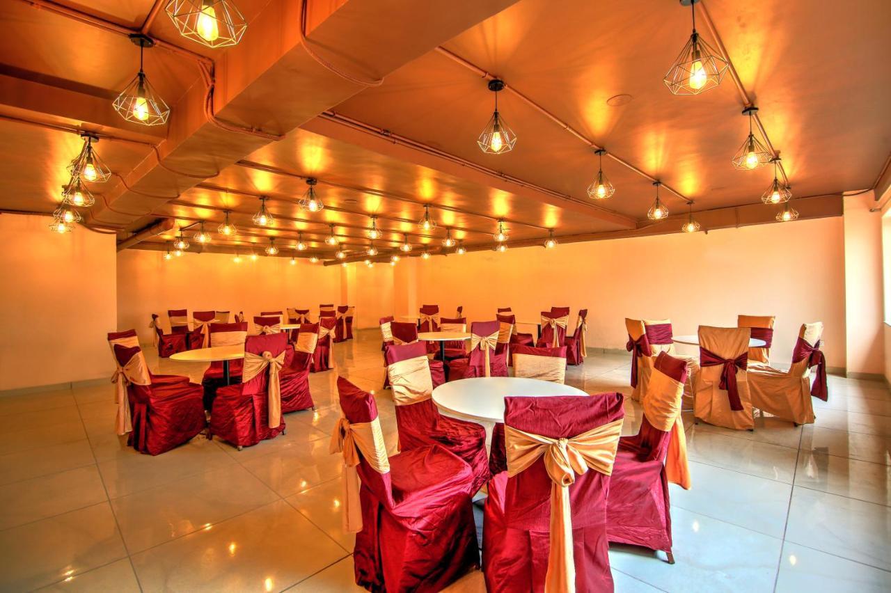Artisan Rooms New Delhi Exterior photo